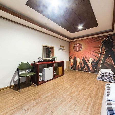 Pocheon Royal Hotel Exterior photo