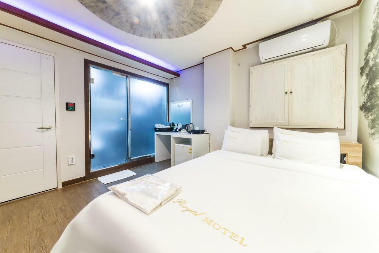 Pocheon Royal Hotel Exterior photo